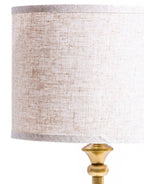 Stor Klassisk Bordlampe i Messing med Havrefarget Sylinderskjerm