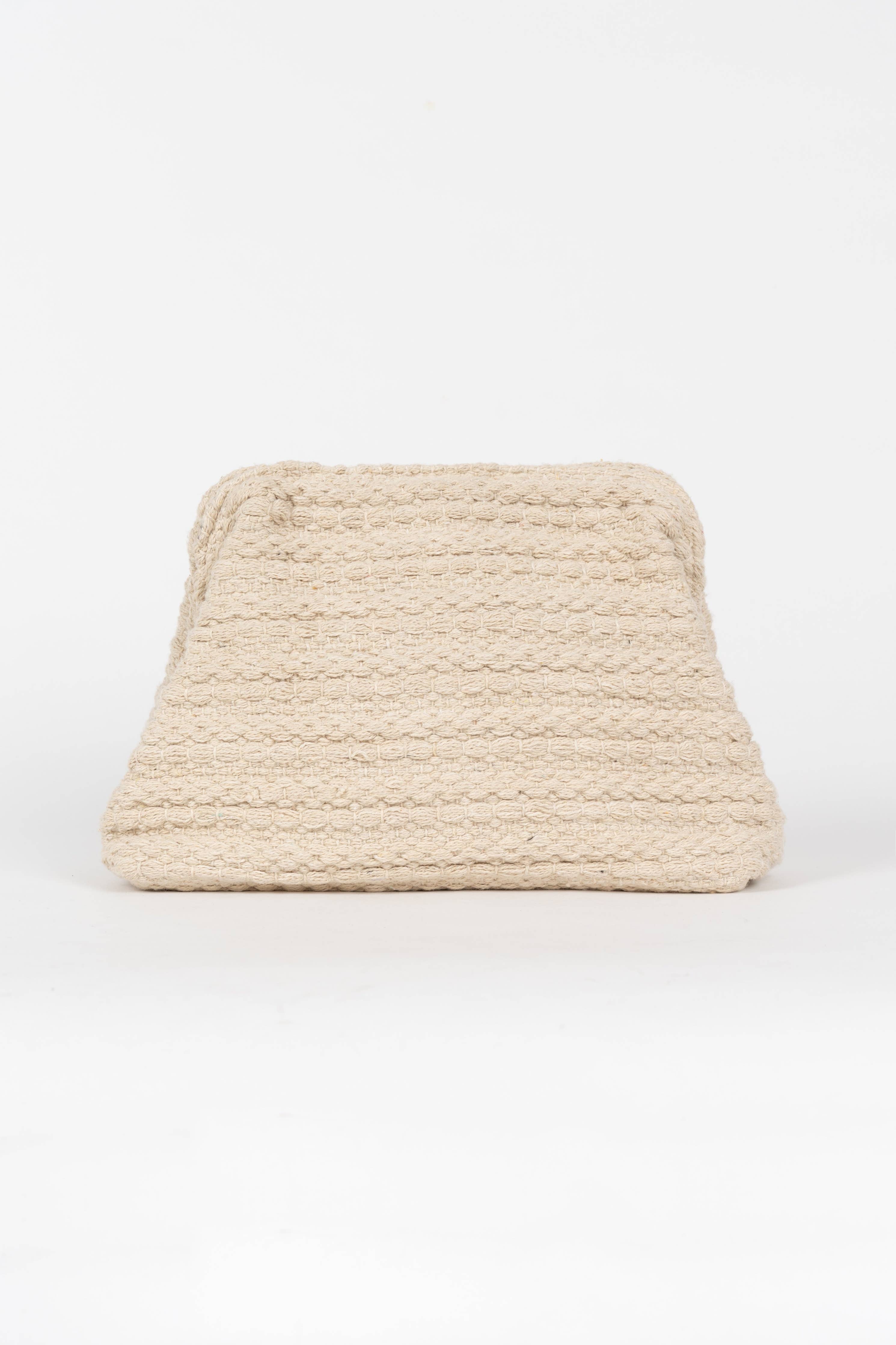 Magnolia clutch