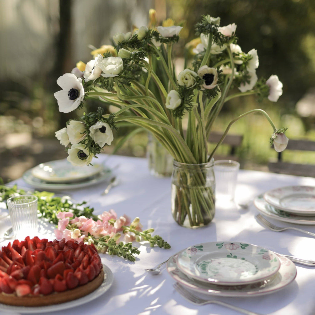 Keramikktallerken med rosa og grønne blomster - Gina